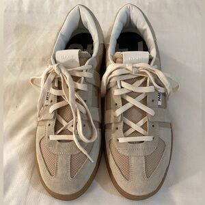 P448
MONZA GLITTERFINE LEATHER SNEAKER